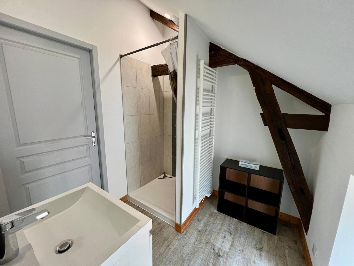 Chez Marcel - Maison 3 Chambres Lussac-les-Chateaux Exterior photo